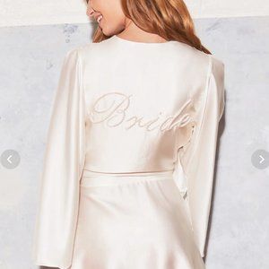 fleur du mal -  BRIDE EMBROIDERED ANGEL SLEEVE ROBE